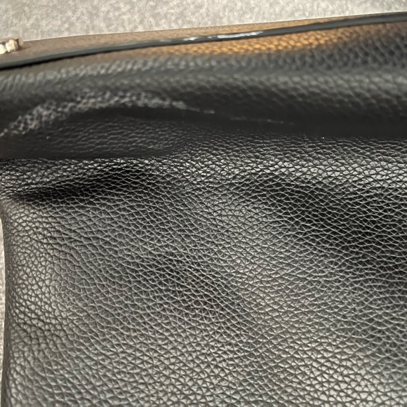 Kate Spade Black Shoulder Bag with Gold Chain - Picture 5 of 10